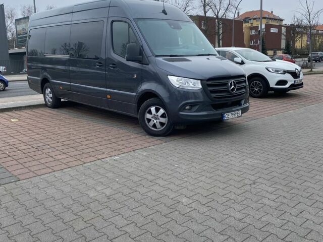 Серый Мерседес Sprinter, объемом двигателя 2.2 л и пробегом 820 тыс. км за 30870 $, фото 1 на Automoto.ua