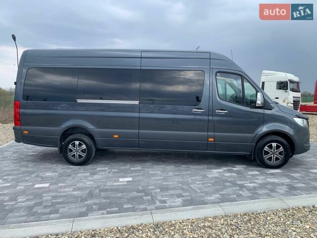 Серый Мерседес Sprinter, объемом двигателя 2.99 л и пробегом 540 тыс. км за 42999 $, фото 1 на Automoto.ua