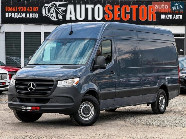 Серый Мерседес Sprinter, объемом двигателя 3 л и пробегом 92 тыс. км за 27500 $, фото 1 на Automoto.ua