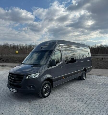 Серый Мерседес Sprinter, объемом двигателя 2.14 л и пробегом 380 тыс. км за 62648 $, фото 1 на Automoto.ua