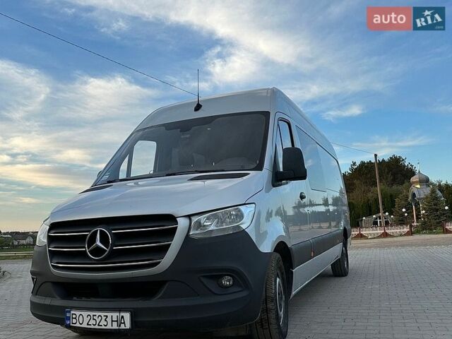 Сірий Мерседес Sprinter, об'ємом двигуна 2.99 л та пробігом 440 тис. км за 37900 $, фото 1 на Automoto.ua