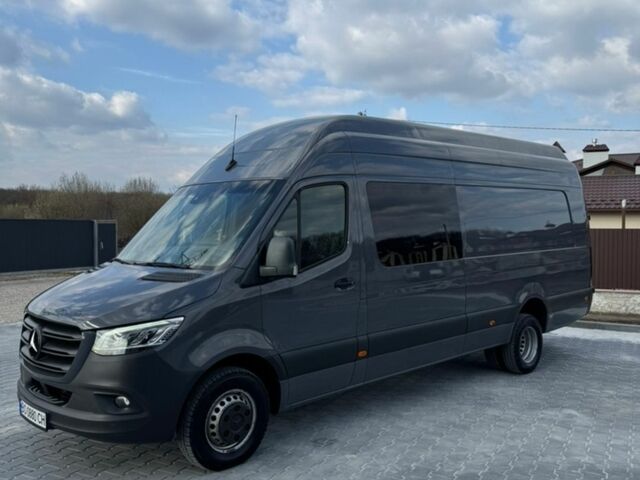 Сірий Мерседес Sprinter, об'ємом двигуна 2.14 л та пробігом 380 тис. км за 53036 $, фото 1 на Automoto.ua