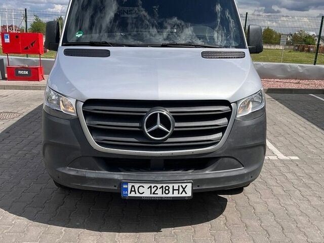 Сірий Мерседес Sprinter, об'ємом двигуна 2.14 л та пробігом 276 тис. км за 29500 $, фото 1 на Automoto.ua