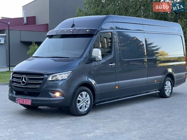 Серый Мерседес Sprinter, объемом двигателя 2.14 л и пробегом 170 тыс. км за 37500 $, фото 1 на Automoto.ua