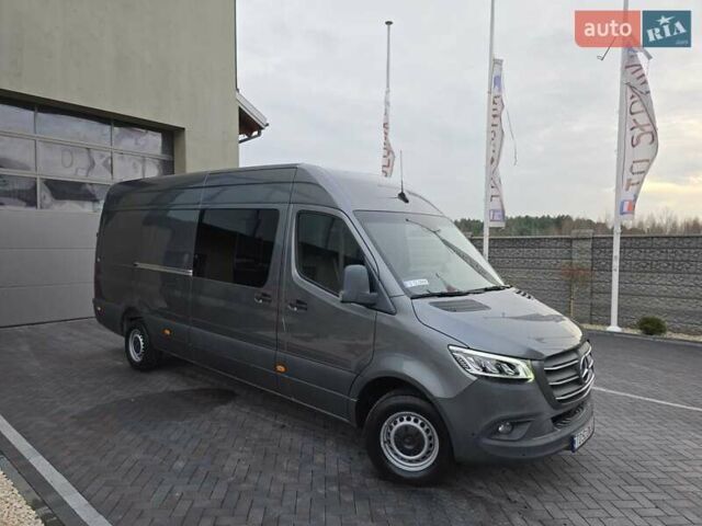 Сірий Мерседес Sprinter, об'ємом двигуна 3 л та пробігом 49 тис. км за 99243 $, фото 1 на Automoto.ua