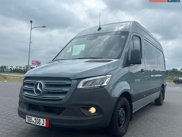 Сірий Мерседес Sprinter, об'ємом двигуна 2.99 л та пробігом 500 тис. км за 33861 $, фото 1 на Automoto.ua