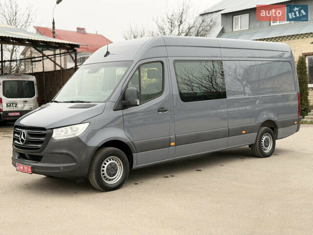 Серый Мерседес Sprinter, объемом двигателя 3 л и пробегом 193 тыс. км за 45000 $, фото 1 на Automoto.ua