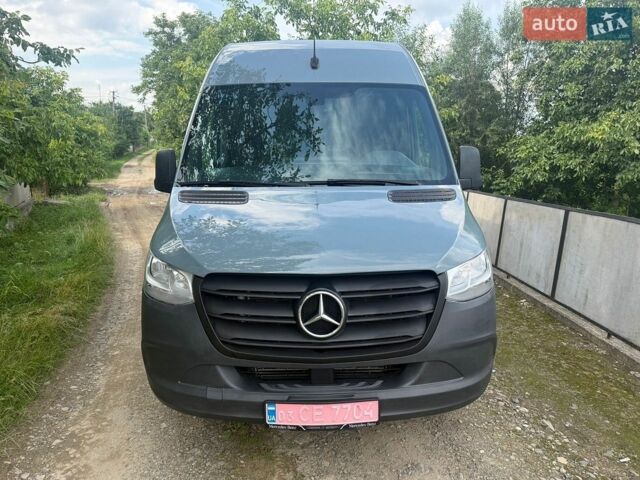 Сірий Мерседес Sprinter, об'ємом двигуна 2.99 л та пробігом 220 тис. км за 33800 $, фото 1 на Automoto.ua