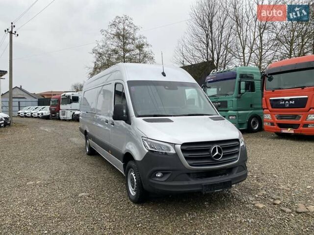 Серый Мерседес Sprinter, объемом двигателя 2.08 л и пробегом 95 тыс. км за 32899 $, фото 1 на Automoto.ua