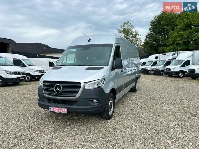 Серый Мерседес Sprinter, объемом двигателя 2 л и пробегом 100 тыс. км за 31450 $, фото 1 на Automoto.ua