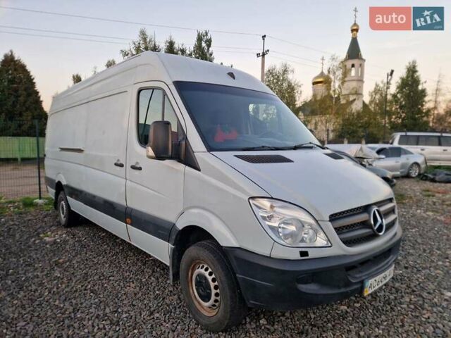 Серый Мерседес Sprinter, объемом двигателя 2.99 л и пробегом 377 тыс. км за 13999 $, фото 1 на Automoto.ua