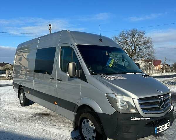 Серый Мерседес Sprinter, объемом двигателя 2.14 л и пробегом 316 тыс. км за 22000 $, фото 1 на Automoto.ua