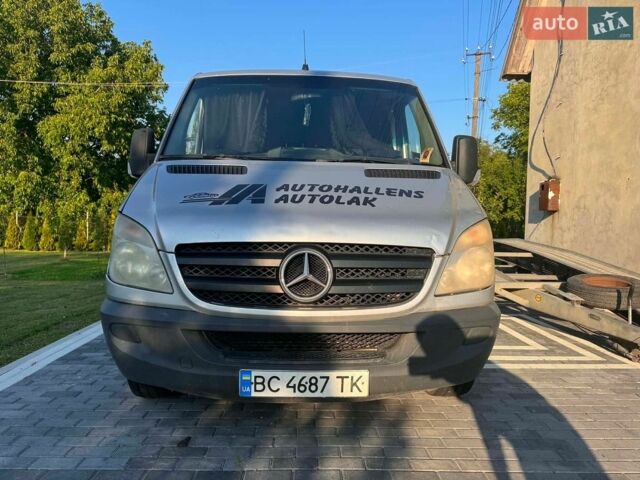 Серый Мерседес Sprinter, объемом двигателя 2.15 л и пробегом 600 тыс. км за 14799 $, фото 1 на Automoto.ua