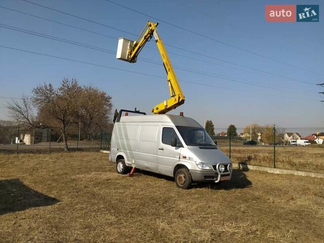 Серый Мерседес Sprinter, объемом двигателя 2.2 л и пробегом 340 тыс. км за 13500 $, фото 1 на Automoto.ua