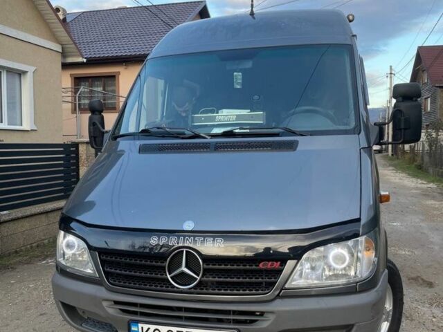 Серый Мерседес Sprinter, объемом двигателя 2.7 л и пробегом 550 тыс. км за 11200 $, фото 1 на Automoto.ua
