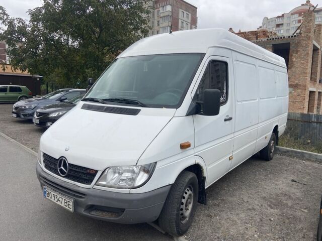 Серый Мерседес Sprinter, объемом двигателя 2.1 л и пробегом 800 тыс. км за 8400 $, фото 1 на Automoto.ua