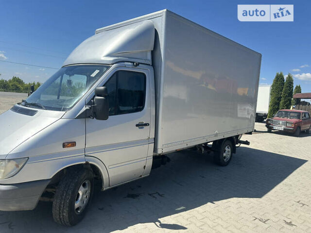 Серый Мерседес Sprinter, объемом двигателя 2.69 л и пробегом 362 тыс. км за 10500 $, фото 1 на Automoto.ua