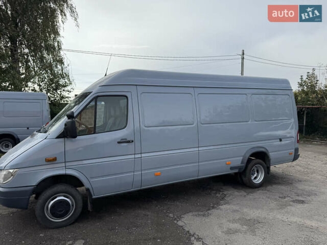 Серый Мерседес Sprinter, объемом двигателя 2.7 л и пробегом 398 тыс. км за 18500 $, фото 1 на Automoto.ua