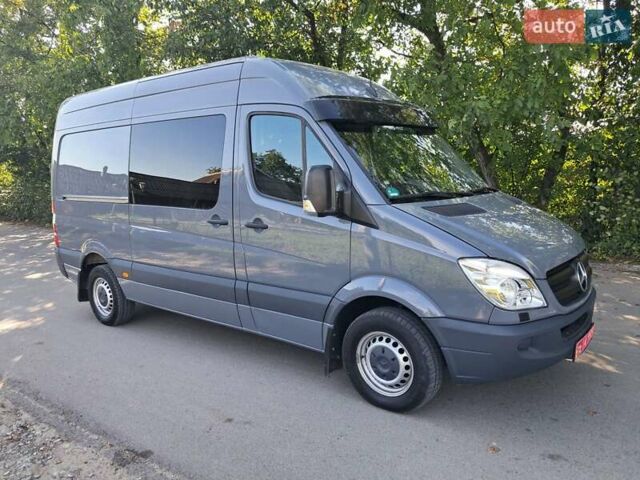 Серый Мерседес Sprinter, объемом двигателя 2.99 л и пробегом 317 тыс. км за 17300 $, фото 1 на Automoto.ua