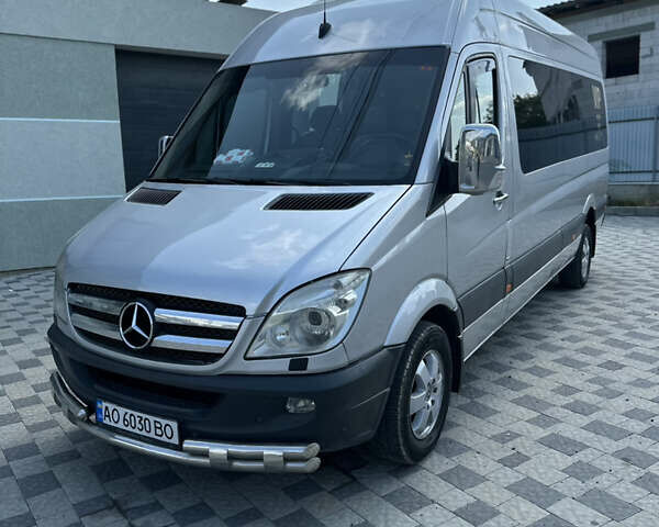 Серый Мерседес Sprinter, объемом двигателя 0 л и пробегом 820 тыс. км за 22500 $, фото 1 на Automoto.ua