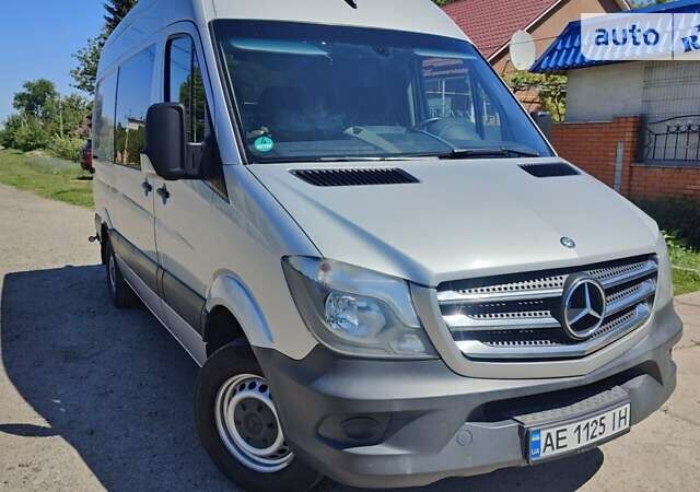 Серый Мерседес Sprinter, объемом двигателя 2.2 л и пробегом 296 тыс. км за 14800 $, фото 1 на Automoto.ua