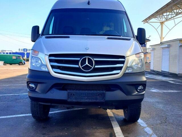 Серый Мерседес Sprinter, объемом двигателя 3 л и пробегом 253 тыс. км за 25000 $, фото 1 на Automoto.ua