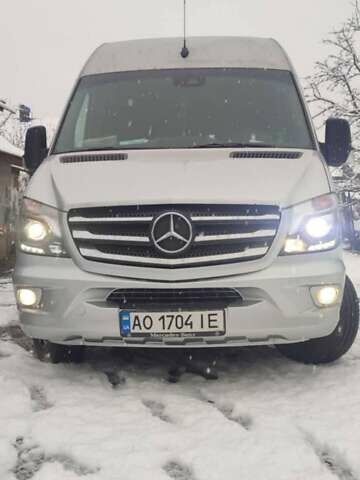 Серый Мерседес Sprinter, объемом двигателя 2.2 л и пробегом 585 тыс. км за 22500 $, фото 1 на Automoto.ua