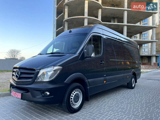 Серый Мерседес Sprinter, объемом двигателя 3 л и пробегом 380 тыс. км за 24999 $, фото 1 на Automoto.ua