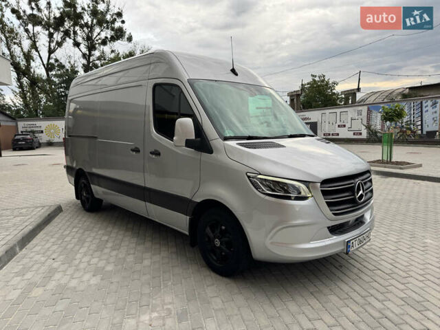 Серый Мерседес Sprinter, объемом двигателя 2.14 л и пробегом 288 тыс. км за 23500 $, фото 1 на Automoto.ua