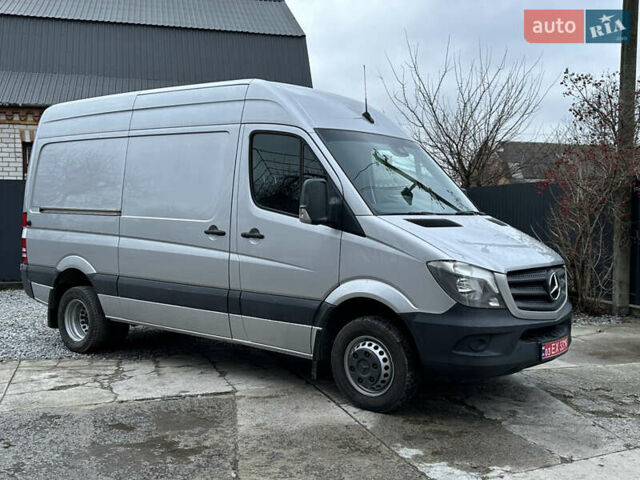 Серый Мерседес Sprinter, объемом двигателя 2.2 л и пробегом 231 тыс. км за 23900 $, фото 1 на Automoto.ua