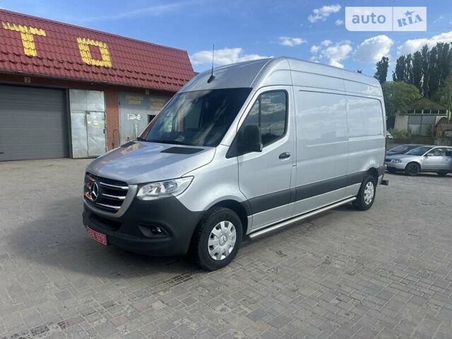 Серый Мерседес Sprinter, объемом двигателя 0 л и пробегом 260 тыс. км за 26500 $, фото 1 на Automoto.ua