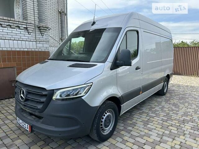 Сірий Мерседес Sprinter, об'ємом двигуна 0 л та пробігом 250 тис. км за 33000 $, фото 1 на Automoto.ua