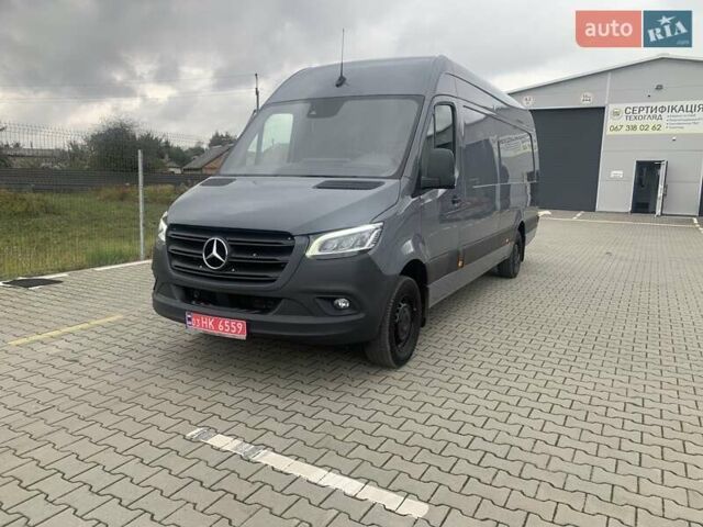 Серый Мерседес Sprinter, объемом двигателя 20 л и пробегом 187 тыс. км за 29500 $, фото 1 на Automoto.ua