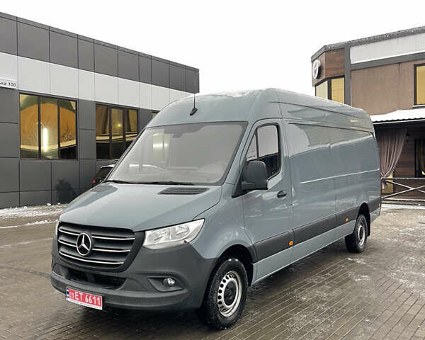 Мерседес Sprinter 2021 в Ровно на Automoto.ua Серый Мерседес Sprinter, объемом двигателя 3 л и пробегом 7 тыс. км за 42900 $, фото 1 на Automoto.ua