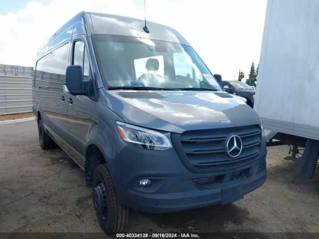 Сірий Мерседес Sprinter, об'ємом двигуна 3 л та пробігом 1 тис. км за 25000 $, фото 1 на Automoto.ua