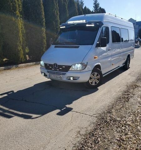 Серый Мерседес Sprinter, объемом двигателя 2.69 л и пробегом 154 тыс. км за 11300 $, фото 1 на Automoto.ua