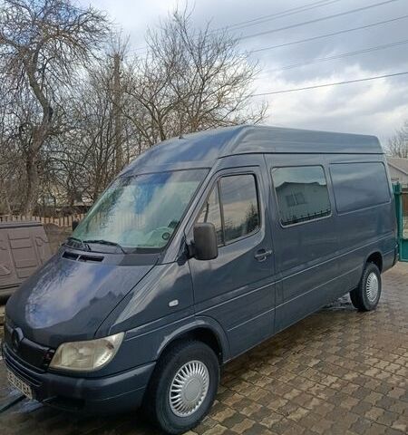 Серый Мерседес Sprinter, объемом двигателя 2.15 л и пробегом 459 тыс. км за 7300 $, фото 1 на Automoto.ua