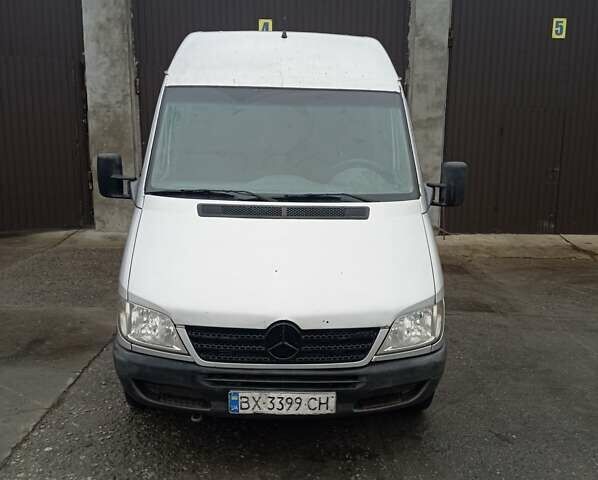 Серый Мерседес Sprinter, объемом двигателя 2.15 л и пробегом 362 тыс. км за 4400 $, фото 1 на Automoto.ua