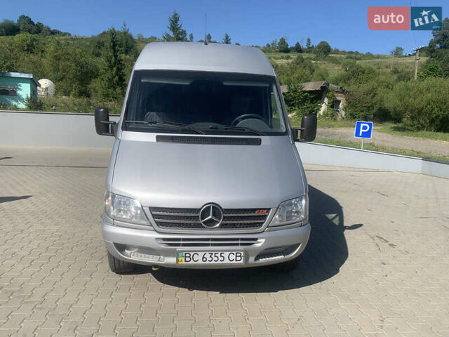 Сірий Мерседес Sprinter, об'ємом двигуна 2.2 л та пробігом 500 тис. км за 8800 $, фото 1 на Automoto.ua