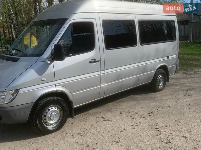 Серый Мерседес Sprinter, объемом двигателя 2.2 л и пробегом 260 тыс. км за 9800 $, фото 1 на Automoto.ua