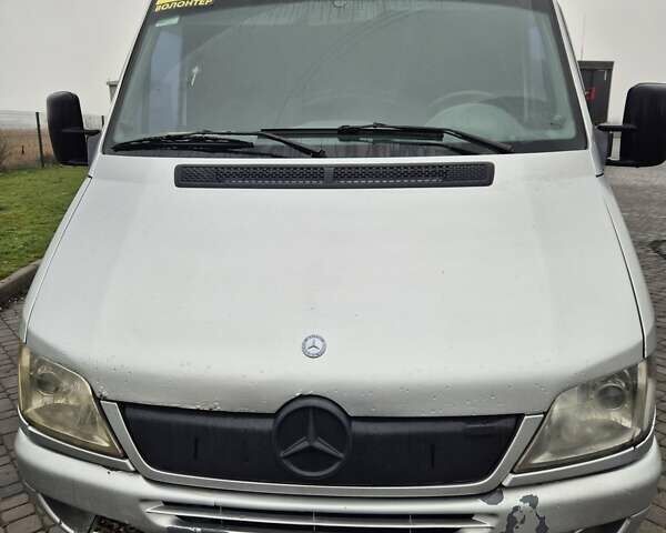 Сірий Мерседес Sprinter, об'ємом двигуна 2.15 л та пробігом 856 тис. км за 9000 $, фото 1 на Automoto.ua