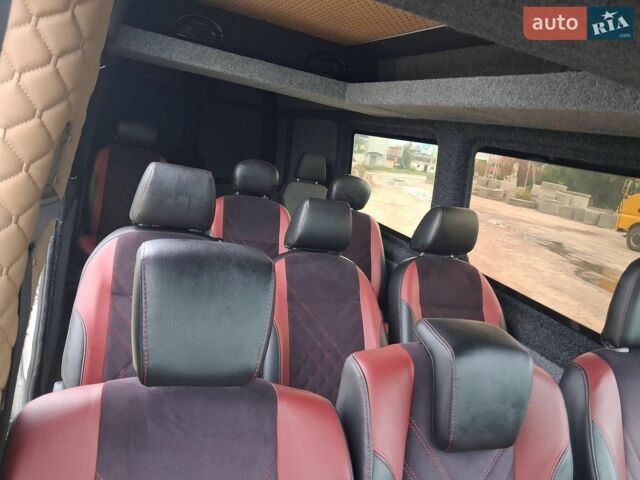 Серый Мерседес Sprinter, объемом двигателя 2.69 л и пробегом 466 тыс. км за 14727 $, фото 1 на Automoto.ua