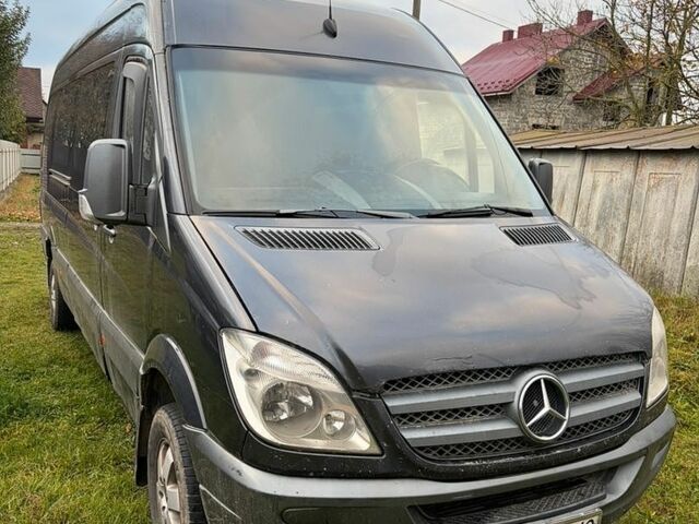 Серый Мерседес Sprinter, объемом двигателя 2.69 л и пробегом 100 тыс. км за 9800 $, фото 1 на Automoto.ua