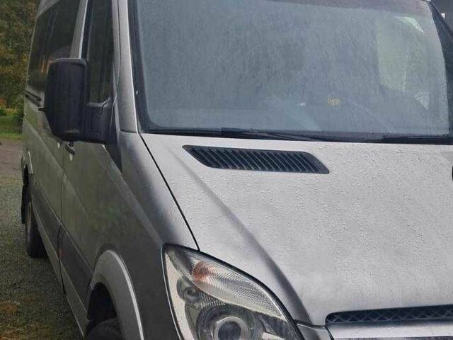 Сірий Мерседес Sprinter, об'ємом двигуна 2.9 л та пробігом 229 тис. км за 8153 $, фото 1 на Automoto.ua