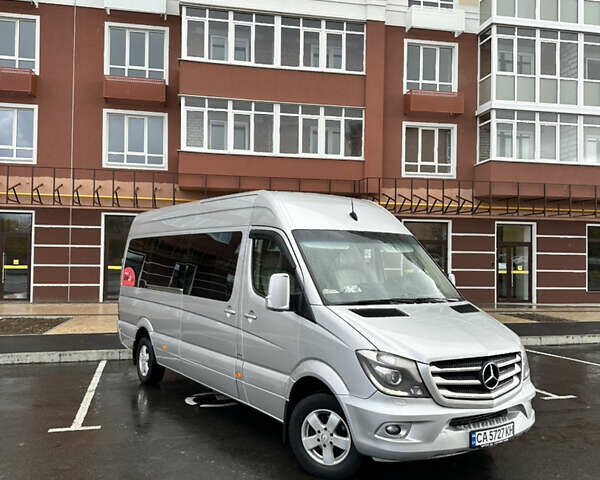 Серый Мерседес Sprinter, объемом двигателя 2.14 л и пробегом 260 тыс. км за 27500 $, фото 1 на Automoto.ua