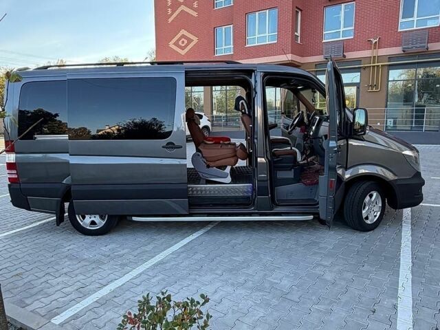 Серый Мерседес Sprinter, объемом двигателя 2.14 л и пробегом 550 тыс. км за 18500 $, фото 1 на Automoto.ua
