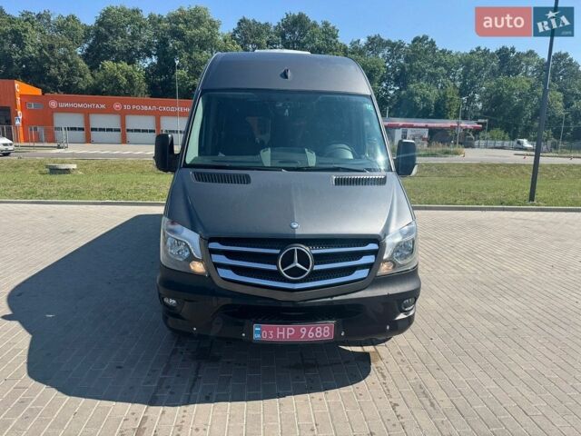 Серый Мерседес Sprinter, объемом двигателя 2.14 л и пробегом 250 тыс. км за 25000 $, фото 1 на Automoto.ua