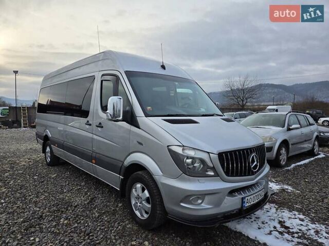 Серый Мерседес Sprinter, объемом двигателя 2.99 л и пробегом 399 тыс. км за 34500 $, фото 1 на Automoto.ua