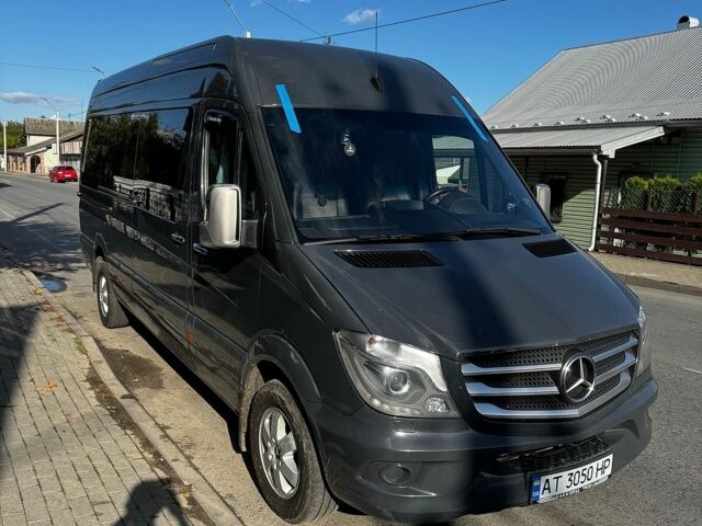 Серый Мерседес Sprinter, объемом двигателя 2.14 л и пробегом 800 тыс. км за 23500 $, фото 1 на Automoto.ua