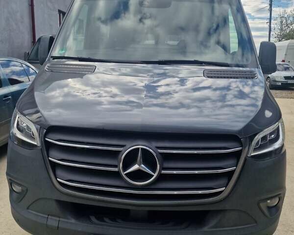 Сірий Мерседес Sprinter, об'ємом двигуна 3 л та пробігом 405 тис. км за 39999 $, фото 1 на Automoto.ua